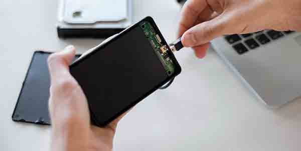 رفع مشکل خاموشی موبایل هوآوی​